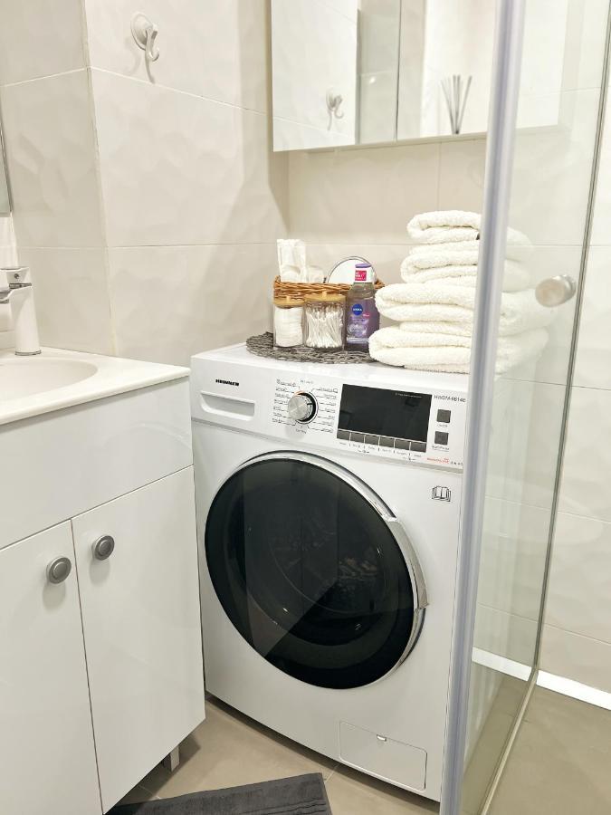 Studio 118 - A Luxury Place,10Min Walk To City Center Timisoara Bagian luar foto