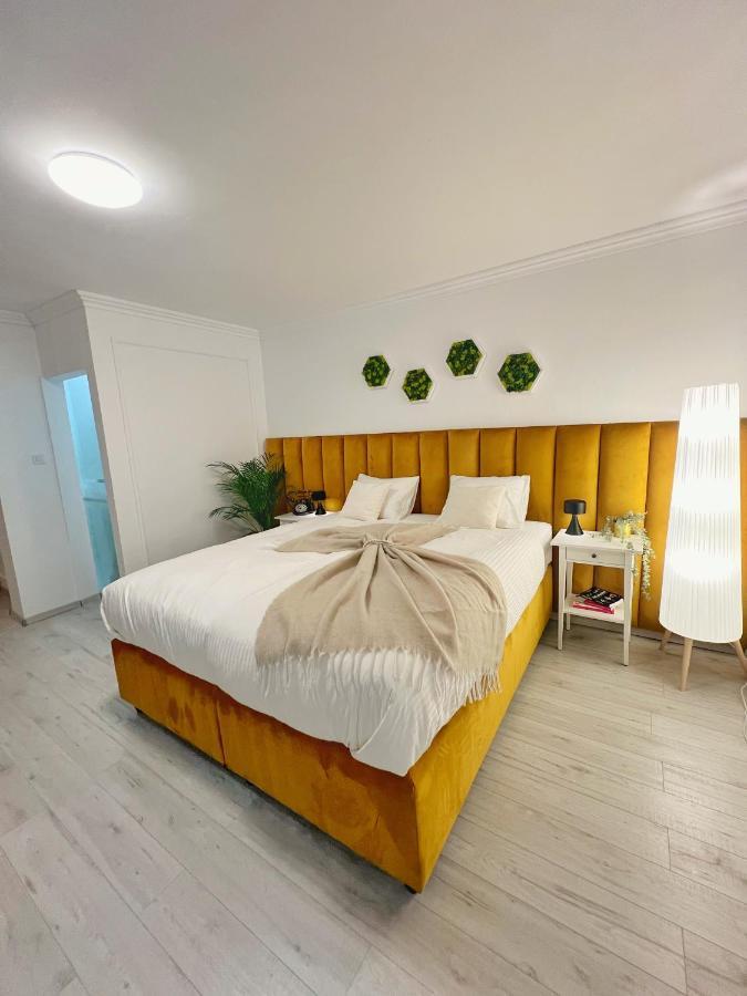 Studio 118 - A Luxury Place,10Min Walk To City Center Timisoara Bagian luar foto